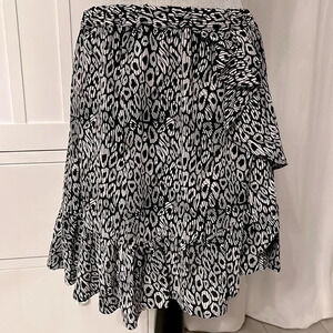 MICHAEL KORS NWOT Animal Print Ruffled Skirt, Size M